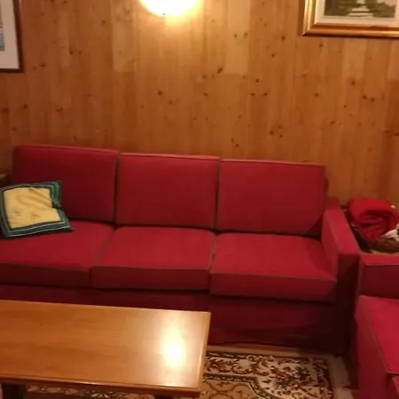 San Lorenzo Apartment *